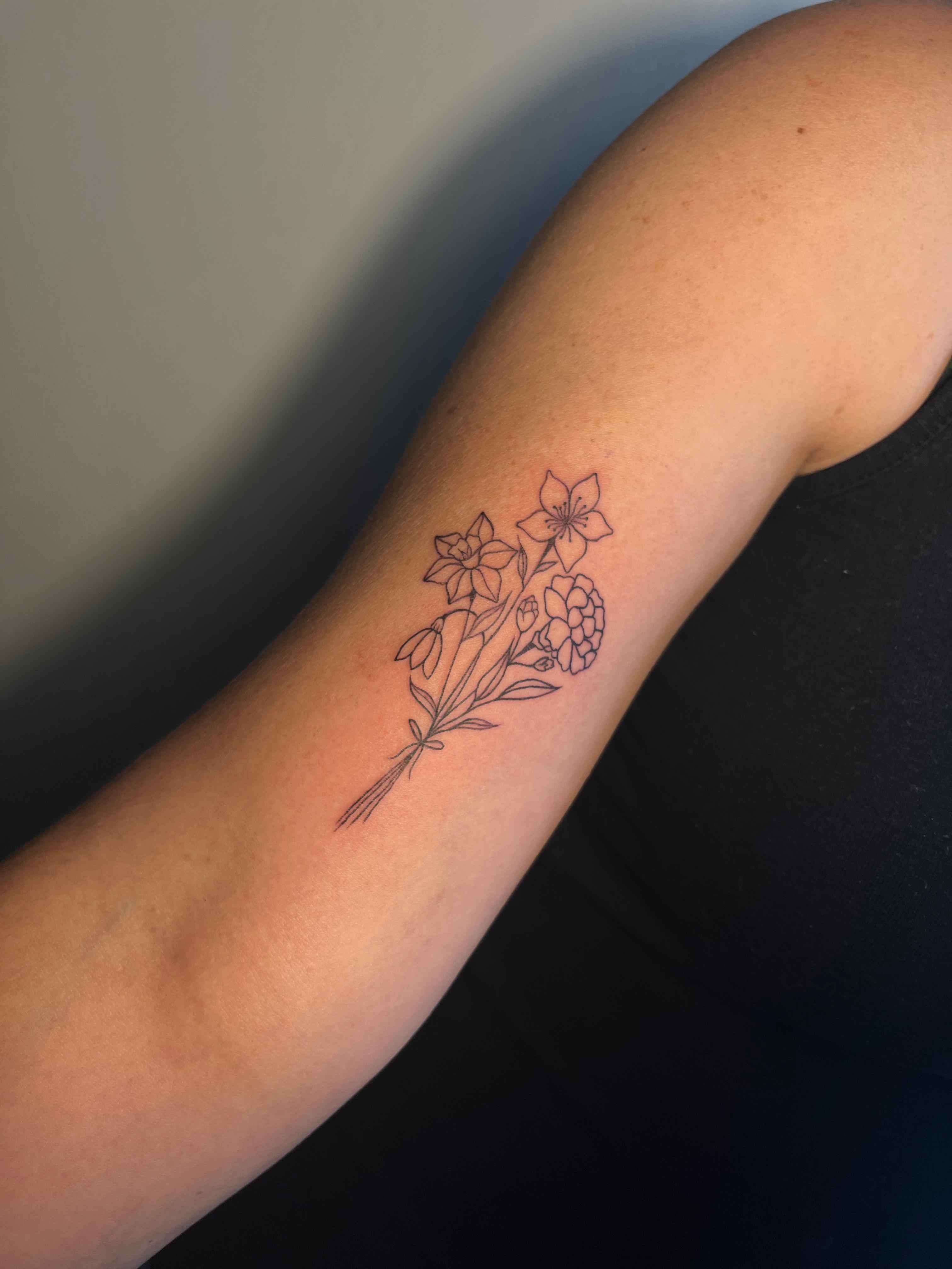 Fine line tattoo