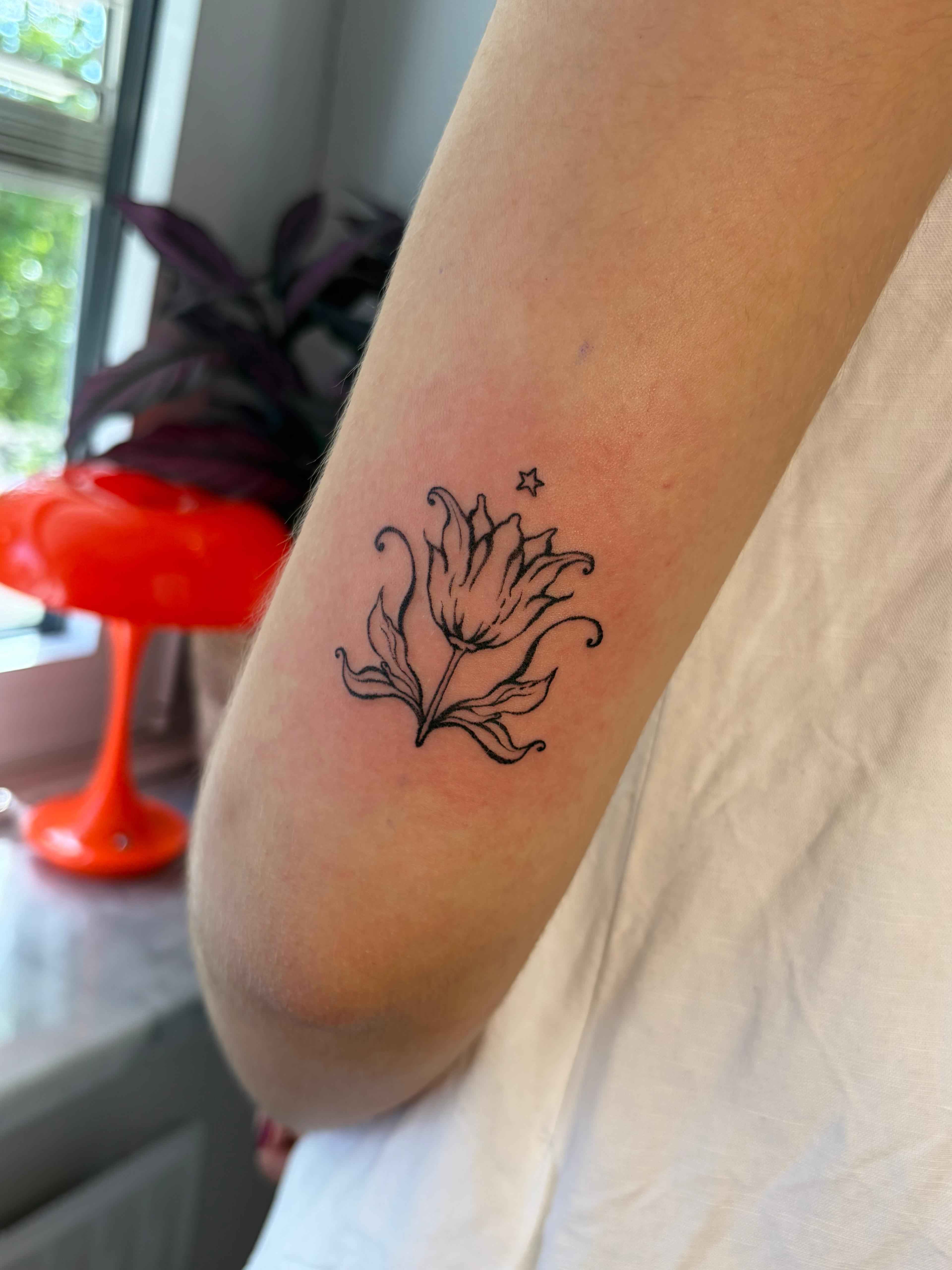 Illustrative tattoo